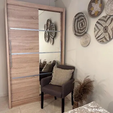 On Main Pedestrian Street With View Apartment Nea Kallikrateia