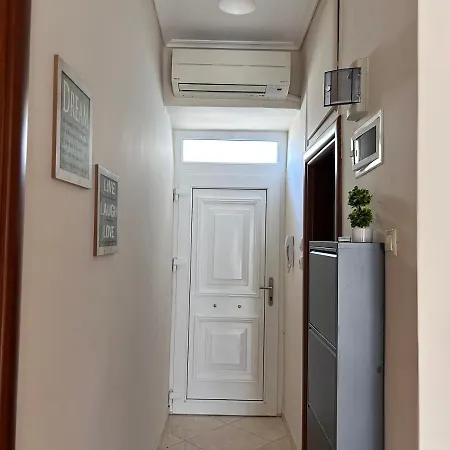 On Main Pedestrian Street With View Apartment Nea Kallikrateia